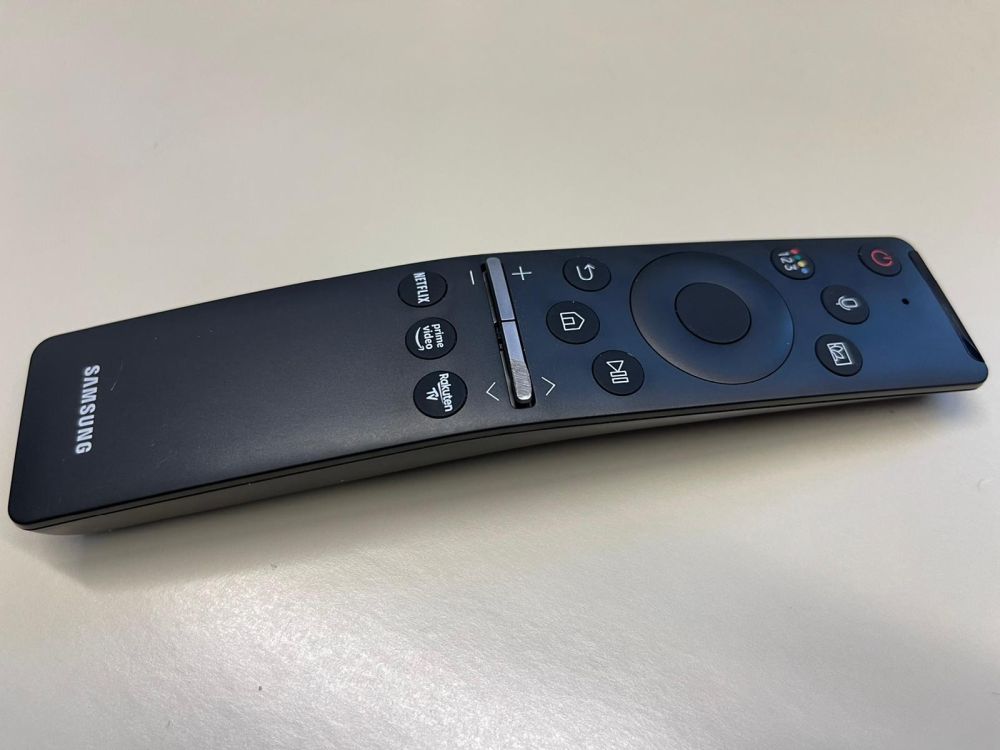 B-Ware (Kratzer) Original Samsung Fernbedienung Smart Remote Control BN59-01330B (2020 TV)